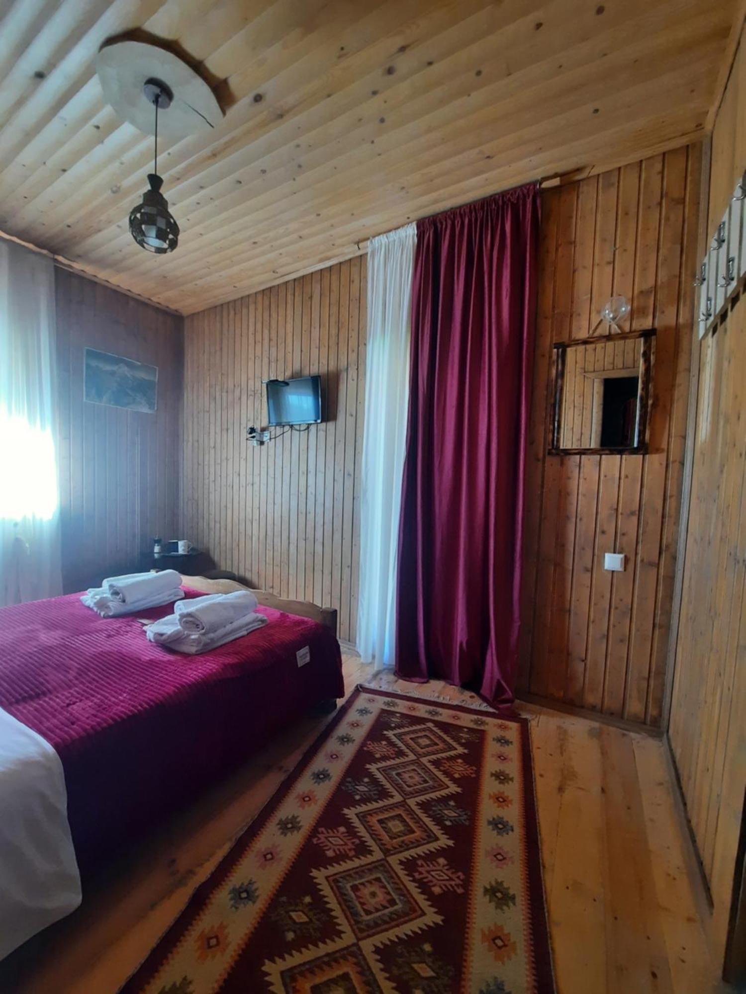 Bana Hotel Kazbegi Luaran gambar