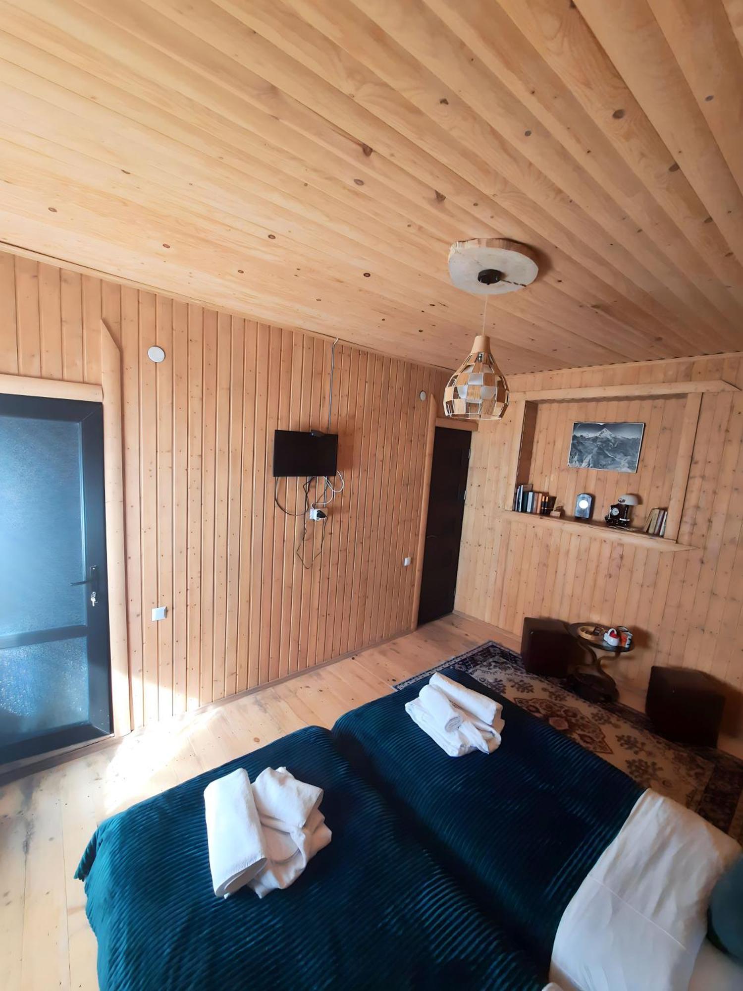 Bana Hotel Kazbegi Luaran gambar