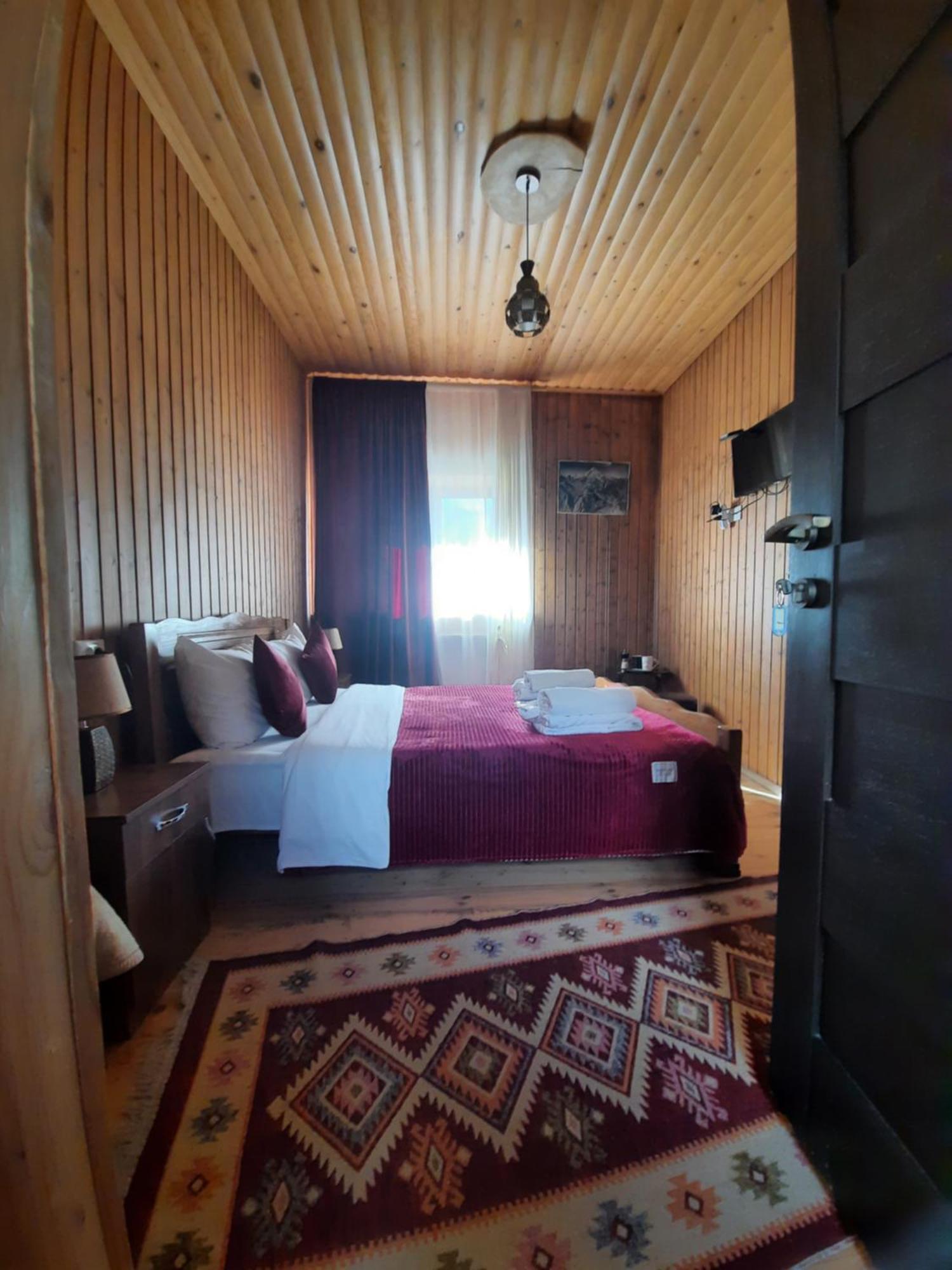 Bana Hotel Kazbegi Luaran gambar